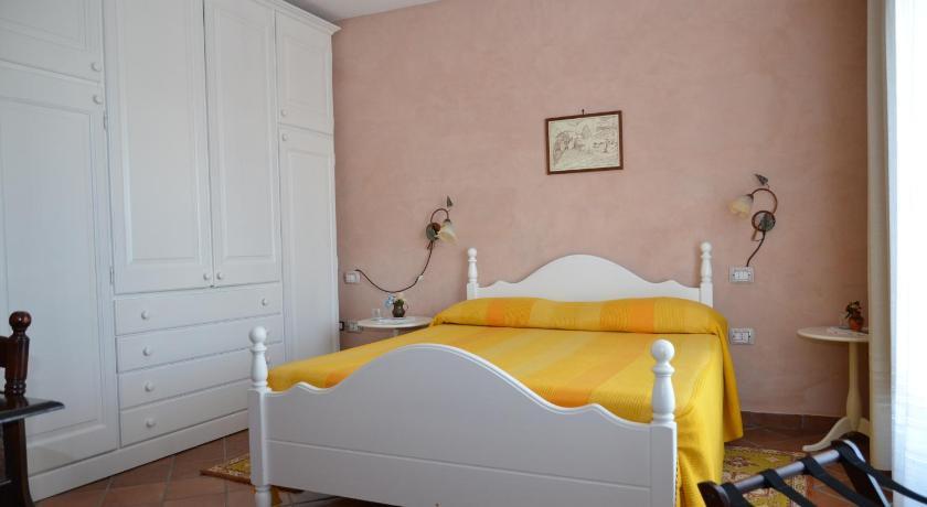 Agrestis Domus Guest House San Giovanni a Piro Room photo